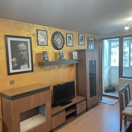 Art Ruja Lägenhet